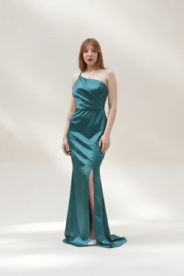 SLEEVELESS LONG DRESS WITH SLIT